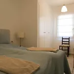 2 Bed. Gf In Center Of W Shared Pool Parking H62 * ベグール