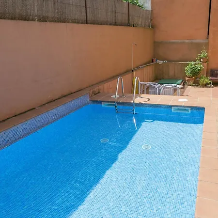 アパート 2 Bed. Gf In Center Of W Shared Pool Parking H62 *