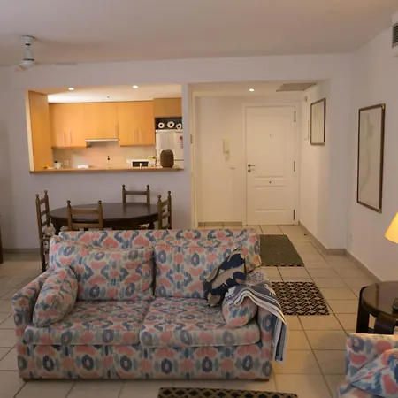 アパート 2 Bed. Gf In Center Of W Shared Pool Parking H62 ベグール