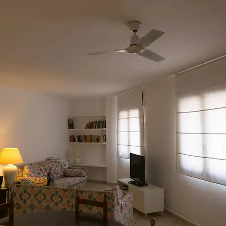 アパート 2 Bed. Gf In Center Of W Shared Pool Parking H62